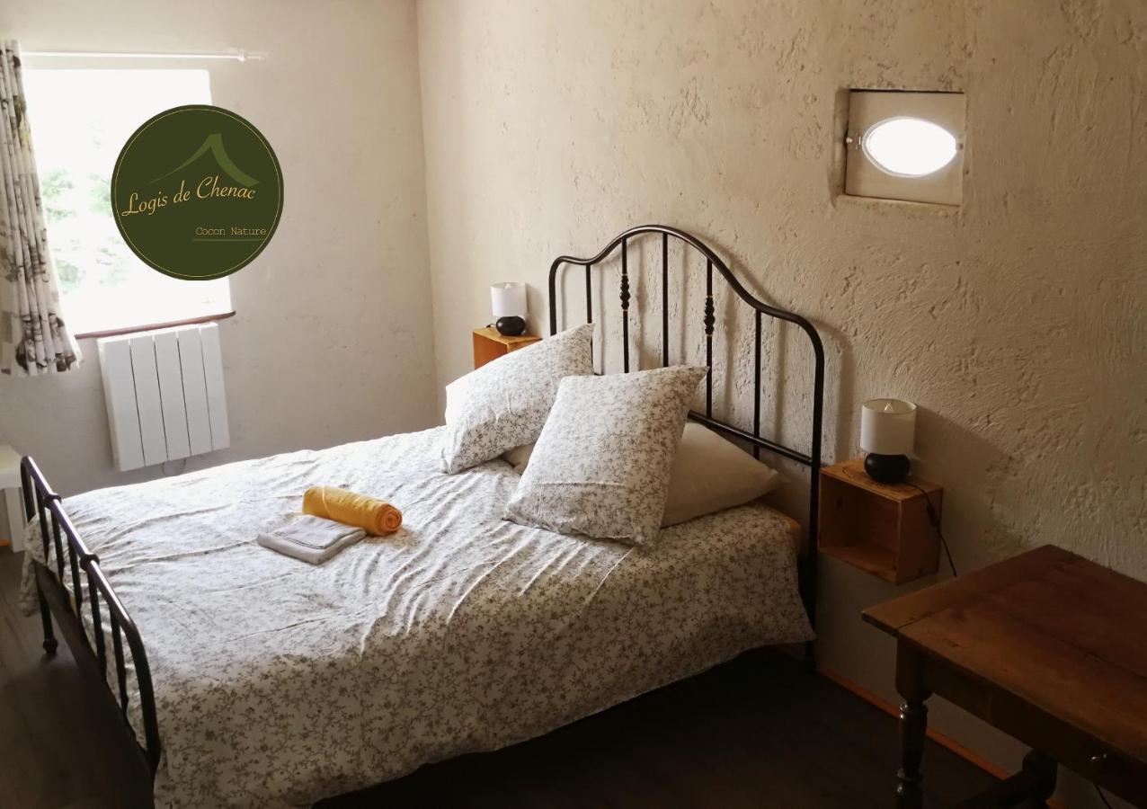 Logis De Chenac - Chambres Et Table D'Hotes Chenac Saint Seurin d'Uzet エクステリア 写真